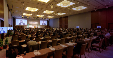 全国経営者セミナーで学ぶ